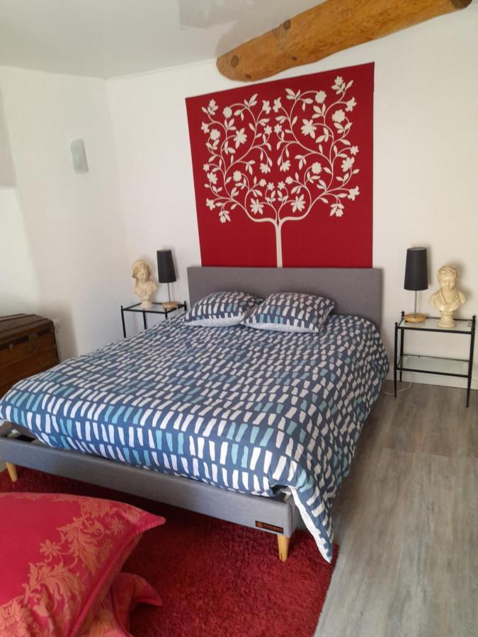 Appartamento Tour médiévale de l'an mille Loudes Esterno foto